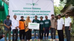 Pemulihan Ekonomi Pasca Bencana, Dompet Dhuafa Gulirkan Bantuan Bagi Puluhan Nelayan