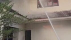 Kebakaran Gedung Terapi Keluarga, Karyawan Panik