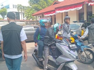 Razia Penunggak Pajak di Jalan Pajajaran, Pelanggar Diminta Lunasi Ditempat