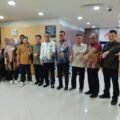 Delegasi masyarakat Kalbar menilai kondisi infrastruktur pendidikan di daerah pelosok dan wilayah 3T sudah sangat mendesak untuk segera mendapatkan bantuan anggaran pusat.