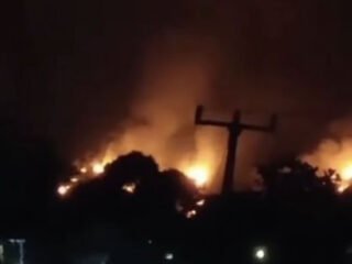 Kebakaran Gunung Geulis Sukabumi Bakar 4 Hektare Ladang dan Hutan Bambu, Api Mulai Dekati Permukiman Warga