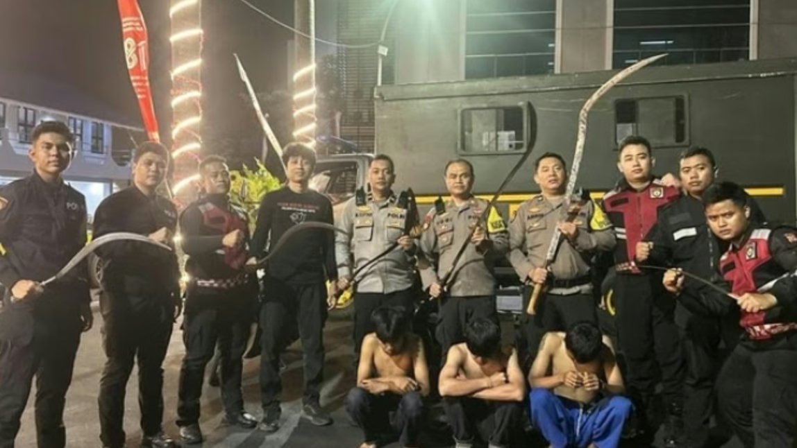 Pelaku tawuran di Jalan Jakarta Bogor, Kecamatan Cibinong ditangkap polisi.