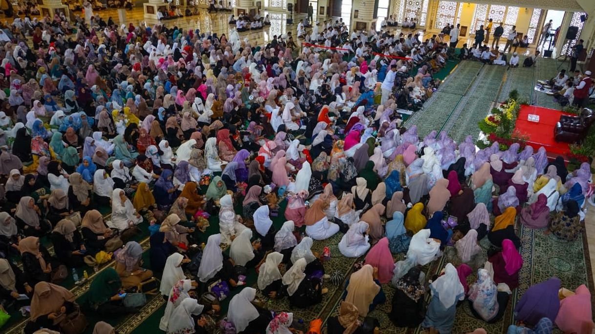 Maulid Nabi Muhammad SAW tingkat Kota Bogor dilaksanakan di Masjid Agung Al-Isra Kota Bogor, Rabu (26/8/2026).  