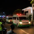 Ambulans Banjiri Ponpes Manbaul Hikam