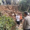 Kemarau Panjang Disusul Hujan Lebat, Tebing di Pamijahan Bogor Longsor Ancam Rumah Warga