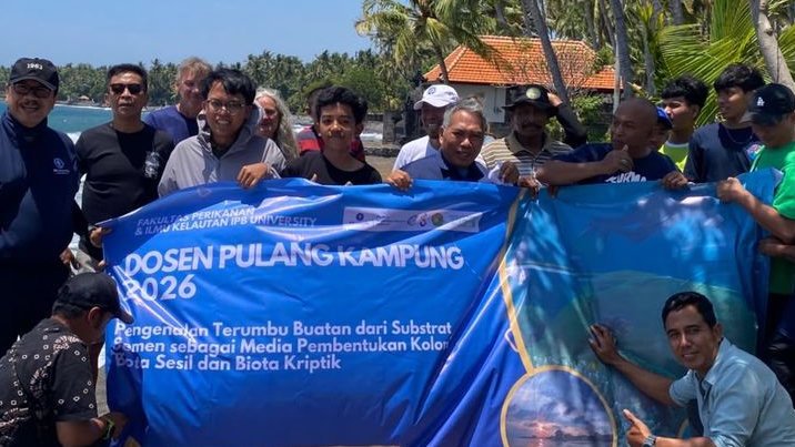 Dospulkam 2026 IPB University Bersinergi dengan Biorock Indonesia Kenalkan Metode Pengamatan Terumbu Karang Terstandar di Desa Sumber Klampok Bali