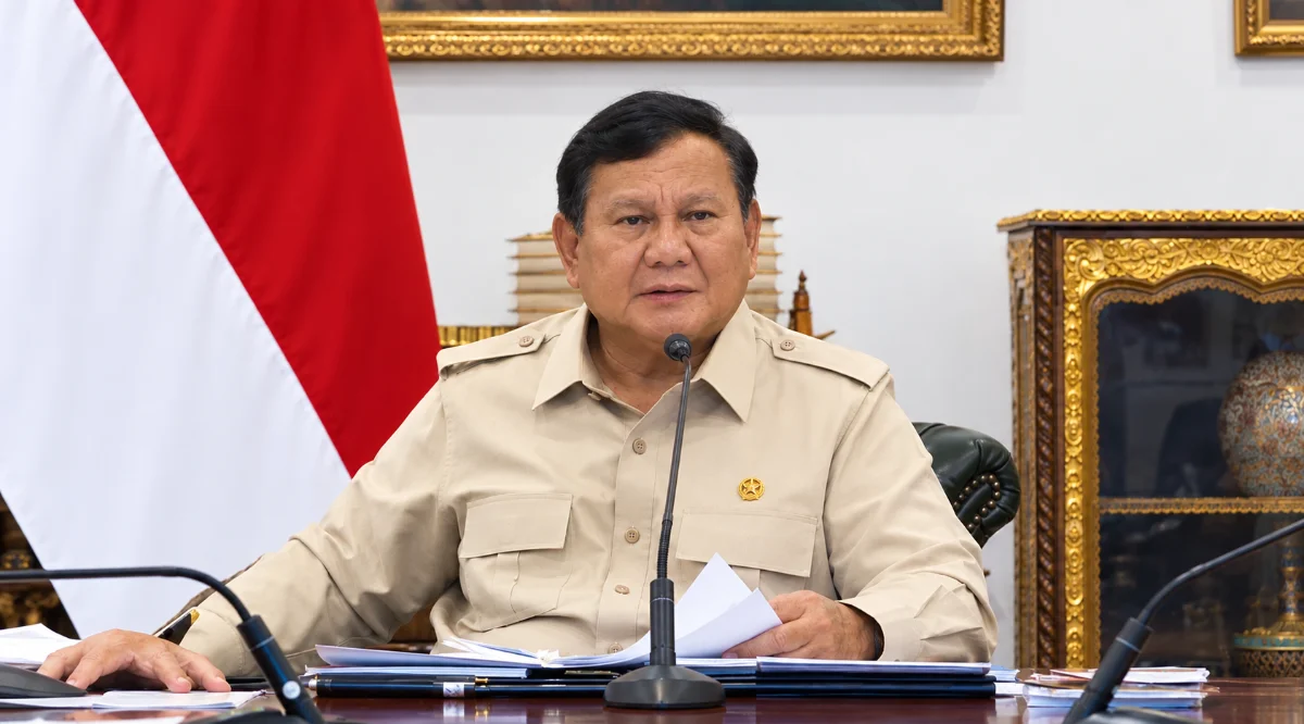 Presiden Prabowo Subianto meminta Polri mengusut korporasi yang diduga terkait kasus karhutla.
