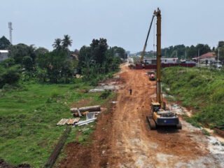 Proyek Jalan Bomang Terus Berjalan, Pemkab Bogor Sulap Lahan di Sepanjang Koridornya Jadi Pertanian Terpadu