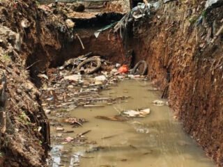 Normalisasi saluran sasak sekunder Cogreg Parung capai 1,72 km