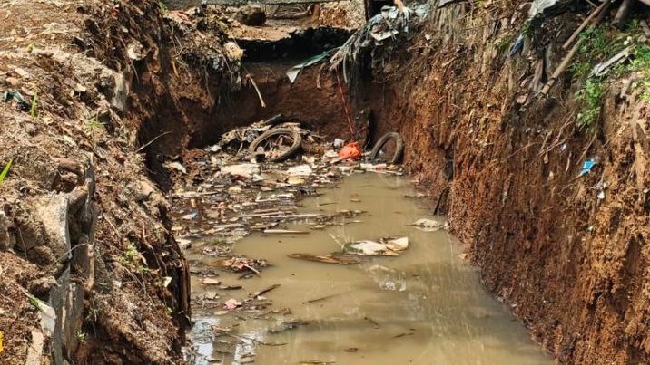 Normalisasi Saluran Irigasi Cogreg di Parung Bogor Sisakan 280 Meter, Pembongkaran Jembatan Jadi Kendala