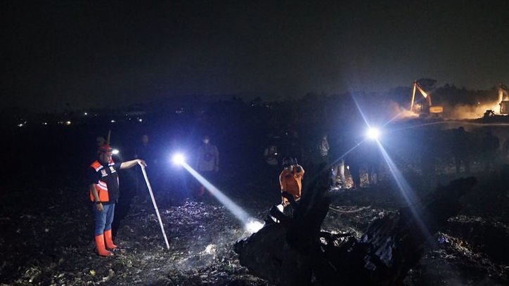 Update Hari ke-8 Kebakaran TPAS Galuga: Bupati Bogor Ungkap Sisa Titik Api, Petugas 24 Jam Padamkan Bara