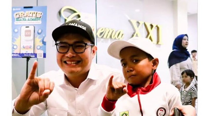 Ketua DPRD Kabupaten Bogor Sastra Winara Ikut Nobar Film Istimewa Bersama Penyandang Disabilitas