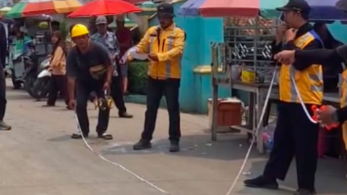 Jalan Cicangkal-Legok Bogor Mulai Direkonstruksi Setelah Rusak Parah Sejak 2022, Sempat Diuruk Ibu-ibu Rumpin