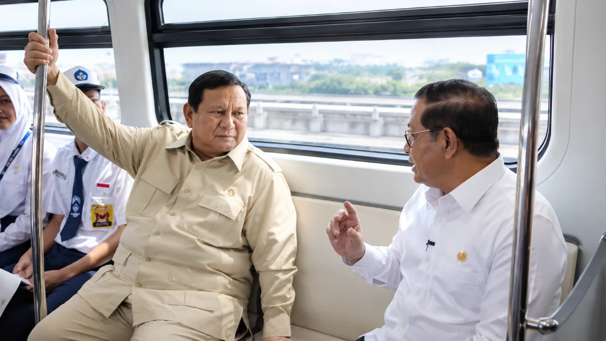 Presiden Prabowo Subianto memberikan apresiasi kepada Gubernur DKI Jakarta Pramono Anung