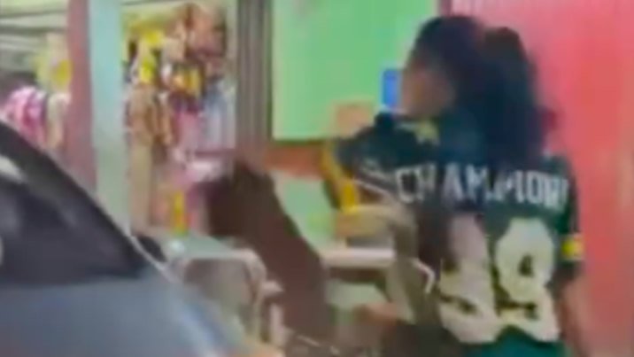 Viral Video Wanita Hadang Mobil di Gunungputri Bogor, Diduga Pergoki Suami Bersama Perempuan Lain