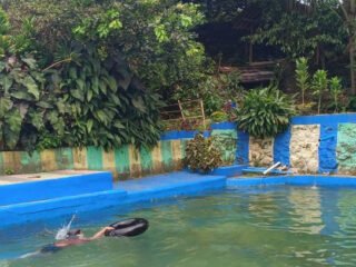 Warga Tenjolaya Sulap Empang Bekas Budidaya Ikan Jadi Wisata Kolam Renang