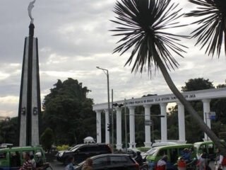Pasca Sebaran Abu Vulkanik Anak Krakatau, Pemkot Bogor Pantau Kualitas Udara Harian hingga Batasi Aktivitas Warga