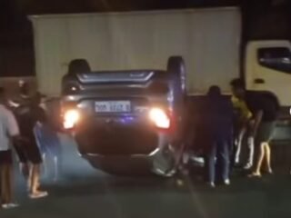 Mobil Datsun Cross Terguling di Jalan Raya Parung-Bogor, Pengemudi Pingsan