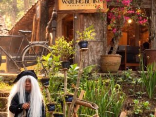 Pasar Mistis di Puncak Bogor, destinasi kuliner bernuansa mistis buka tiap hari 10.00-22.00 WIB