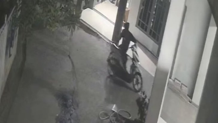 Dua Motor Beat dan Mio Raib Digondol Maling di SDIT Jannahku Gunung Putri Bogor, Aksi Diduga Dilakukan oleh Tiga Pelaku