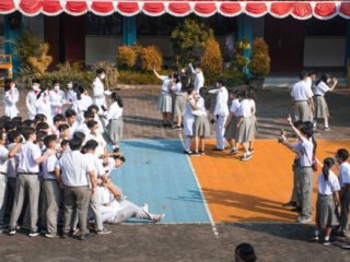 Tamu Eksternal Tak Bisa Sembarang Masuk, KDM Wajibkan Sekolah di Jabar Kunci Gerbang saat Jam Masuk Dimulai
