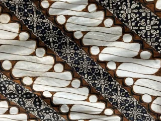 Batik parang larangan pernikahan, ini konteks keraton dan pantangan daerah