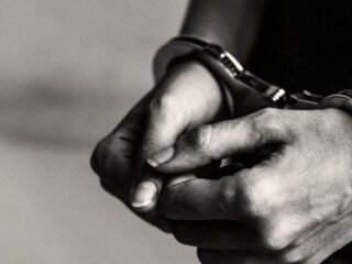 Kepergok Warga, Pria Diduga Hendak Mencuri di Agen BRILink Klapanunggal Bogor Nyaris Diamuk Massa