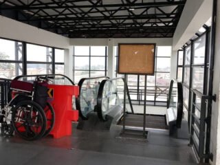 Eskalator Skybridge Bojonggede Rusak Berbulan-bulan dan Tak Kunjung Diperbaiki, Dishub Sebut Terkendala Anggaran