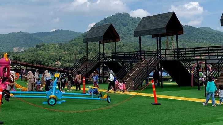 Ada Playground hingga Mini Zoo, The Nice Park Rumpin Bogor Cocok Buat Tempat Momong Anak